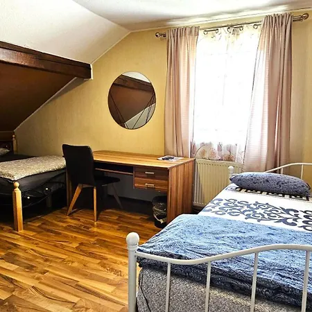 Gruendauer Monteurwohnung/studentenwohnung 招待所