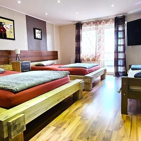 Gruendauer Monteurwohnung/studentenwohnung Guest house Grundau