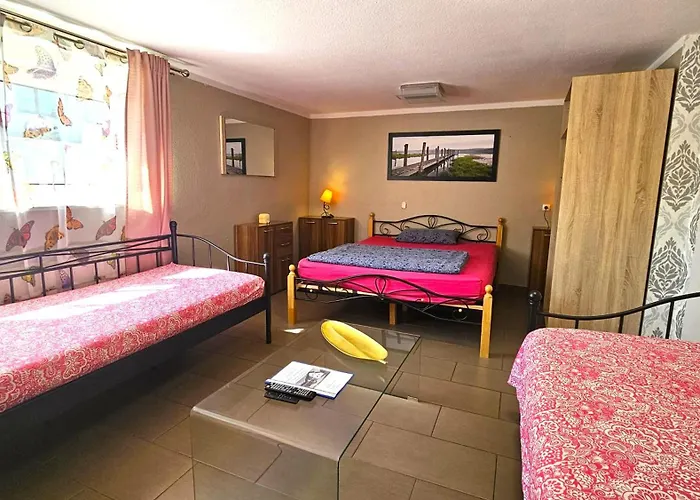 Penzion Gruendauer Monteurwohnung/studentenwohnung Gründau