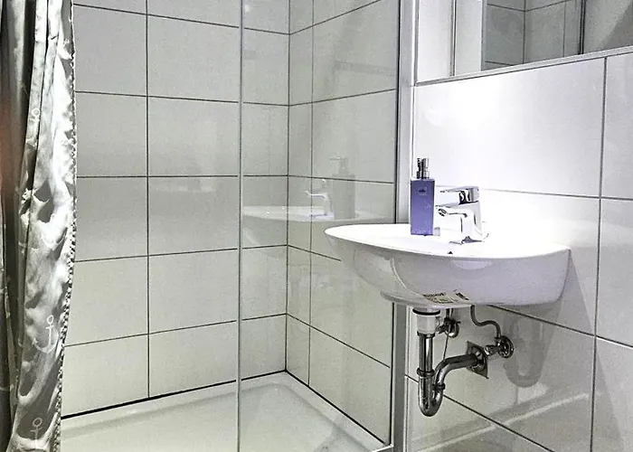 Gruendauer Monteurwohnung/studentenwohnung Penzion 3*